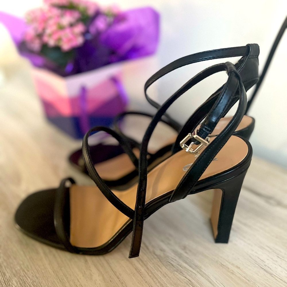 Elegant Black Strappy Heels
